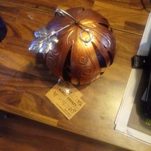 Robert Stanley metal pumpkin